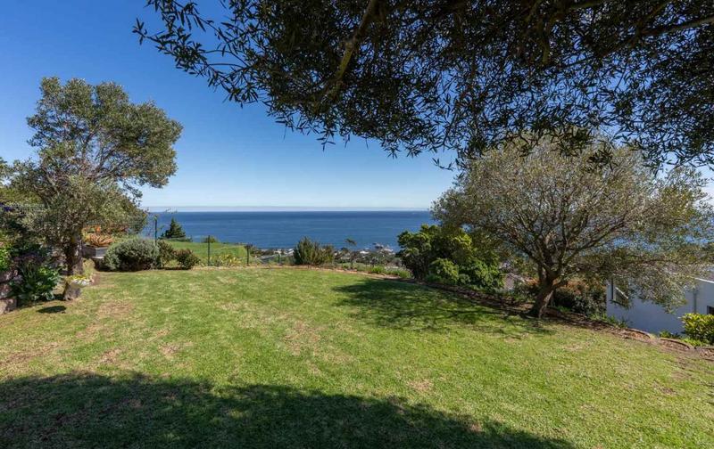 3 Bedroom Property for Sale in Camps Bay Western Cape